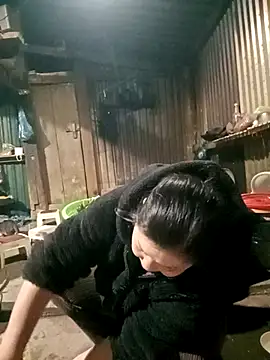 Snapshot of sary-hot2x chatting on 16, 12, 2025 sary-hot2x online show from 16, 12, 2025