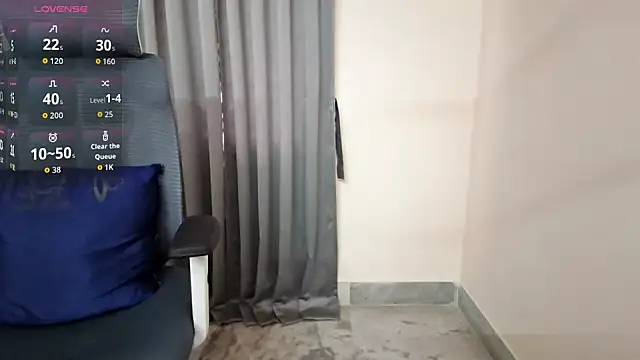 Snapshot of Spit_queenC_for_you chatting on 13, 1, 2026 Spit queenC for you online show from 13, 1, 2026