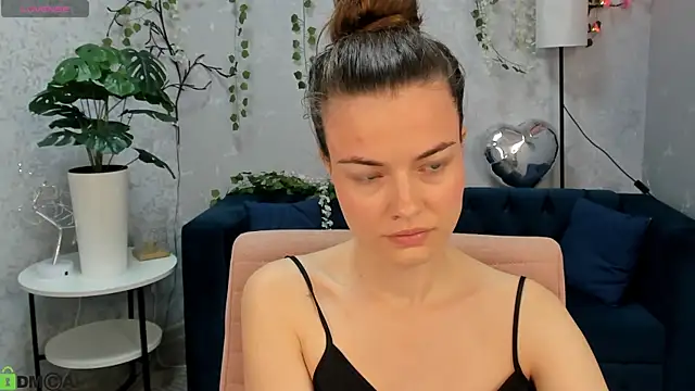 Graceee  online show from 18, 7, 2026