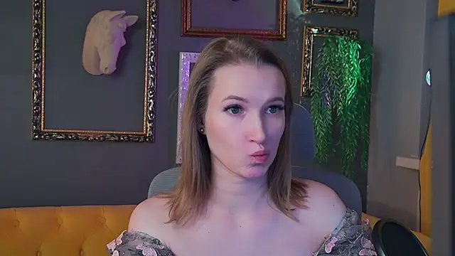 Snapshot of Megan_Rodgers chatting on 8, 2, 2026 Megan Rodgers online show from 8, 2, 2026