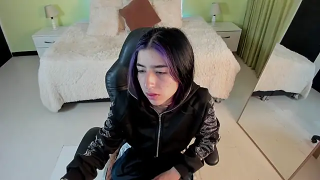 Snapshot of Celeste_Rous__ chatting on 13, 3, 2026 Celeste Rous online show from 13, 3, 2026