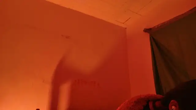 MoonLipsON- online show from 5, 5, 2026