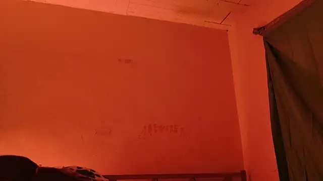 MoonLipsON- online show from 17, 5, 2026