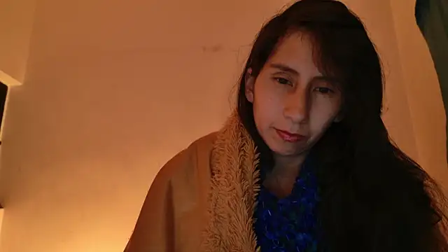 MoonLipsON- online show from 5, 6, 2026