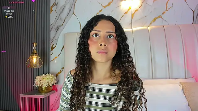 Snapshot of MarelynSummer chatting on 9, 3, 2026 MarelynSummer online show from 9, 3, 2026