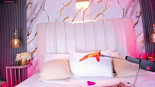 Snapshot of MarelynSummer chatting on 10, 3, 2026 MarelynSummer online show from 10, 3, 2026