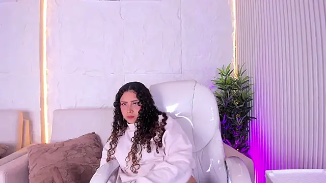 MarelynSummer online show from 5, 8, 2026