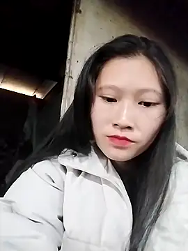 Snapshot of vero-obc chatting on 4, 12, 2025 vero-obc online show from 4, 12, 2025