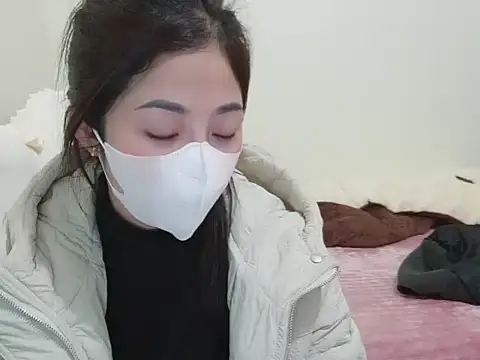 Snapshot of Mimy18 chatting on 22, 12, 2025 Mimy18 online show from 22, 12, 2025