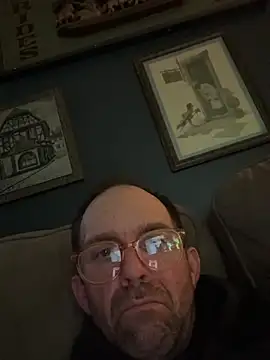 Snapshot of mrfatcockone chatting on 25, 3, 2026 mrfatcockone online show from 25, 3, 2026