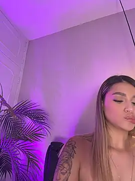Snapshot of Sophie-velvet chatting on 20, 7, 2026 Sophie-velvet online show from 20, 7, 2026