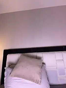 Snapshot of Sophie-velvet chatting on 2, 8, 2026 Sophie-velvet online show from 2, 8, 2026