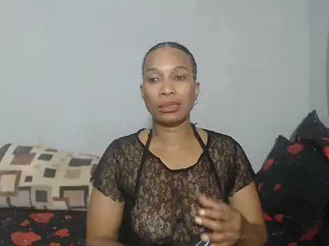 Snapshot of Phoenix_Curvelicious chatting on 17, 1, 2026 Phoenix Curvelicious online show from 17, 1, 2026