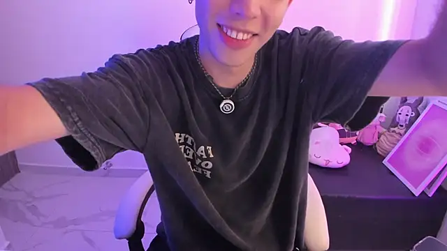 Snapshot of Jasson___ chatting on 15, 12, 2025 Jasson online show from 15, 12, 2025