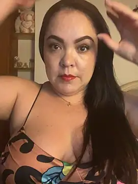 EmiHarrys online show from 2, 4, 2026