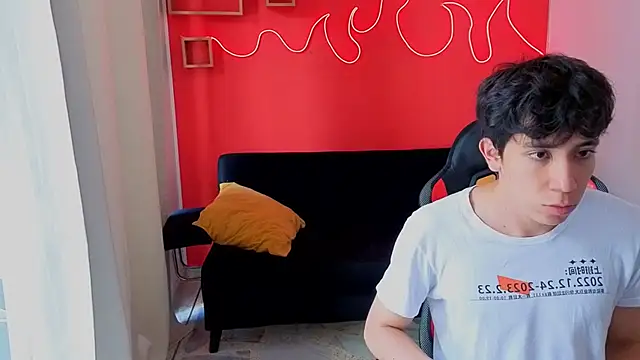 Neo Twink online show from 6, 5, 2026