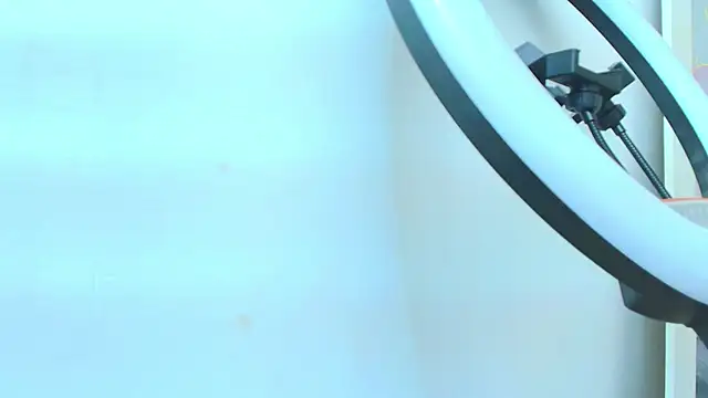 AprillRoss online show from 20, 12, 2025