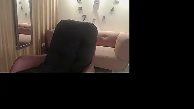 Snapshot of Kat_Cute chatting on 4, 2, 2026 Kat Cute online show from 4, 2, 2026