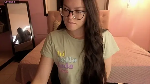 Sara valderrama  online show from 2, 5, 2026