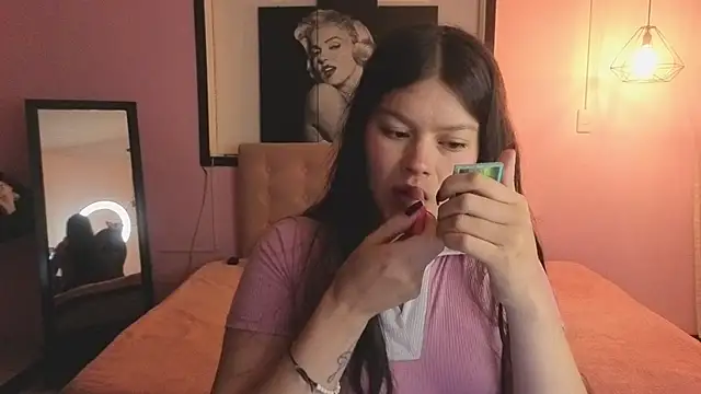 Snapshot of Sara_valderrama_ chatting on 4, 8, 2026 Sara valderrama online show from 4, 8, 2026