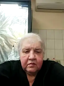 Snapshot of HapinessLovee chatting on 19, 12, 2025 HapinessLovee online show from 19, 12, 2025