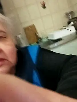 Snapshot of HapinessLovee chatting on 16, 1, 2026 HapinessLovee online show from 16, 1, 2026