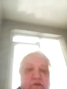 Snapshot of HapinessLovee chatting on 8, 2, 2026 HapinessLovee online show from 8, 2, 2026