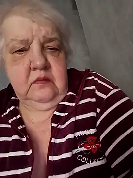 Snapshot of HapinessLovee chatting on 9, 2, 2026 HapinessLovee online show from 9, 2, 2026