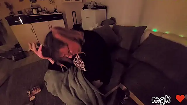 Snapshot of mindfvkc chatting on 12, 1, 2026 mindfvkc online show from 12, 1, 2026