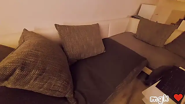 Snapshot of mindfvkc chatting on 19, 1, 2026 mindfvkc online show from 19, 1, 2026