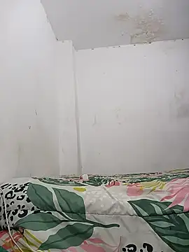 Snapshot of valenpaisita2123 chatting on 12, 1, 2026 valenpaisita2123 online show from 12, 1, 2026