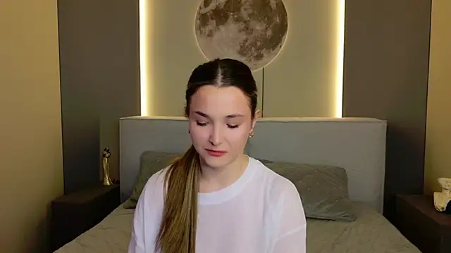 Snapshot of Lina_Sinerz chatting on 2, 3, 2026 Lina Sinerz online show from 2, 3, 2026