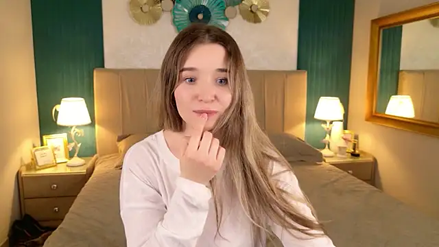 Snapshot of Lina_Sinerz chatting on 23, 3, 2026 Lina Sinerz online show from 23, 3, 2026