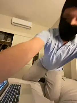 Snapshot of phantom898983 chatting on 6, 2, 2026 phantom898983 online show from 6, 2, 2026