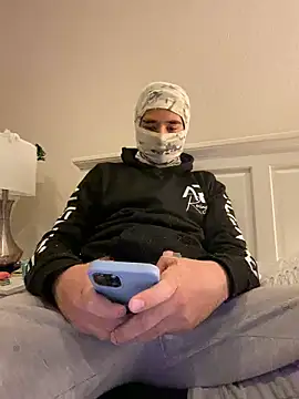 Snapshot of phantom898983 chatting on 8, 3, 2026 phantom898983 online show from 8, 3, 2026