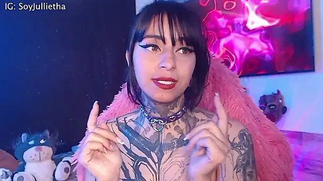 Snapshot of Julls420_ chatting on 22, 2, 2026 Julls420 online show from 22, 2, 2026