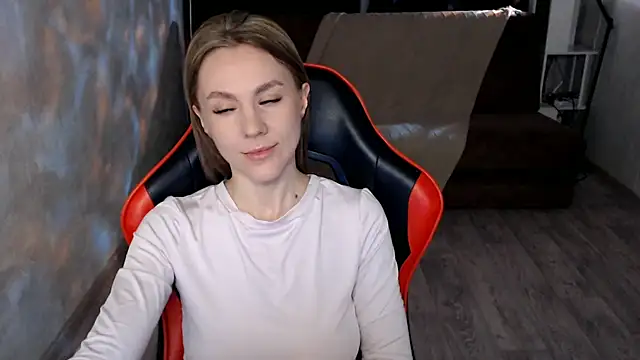 MiaBun1 online show from 5, 2, 2026