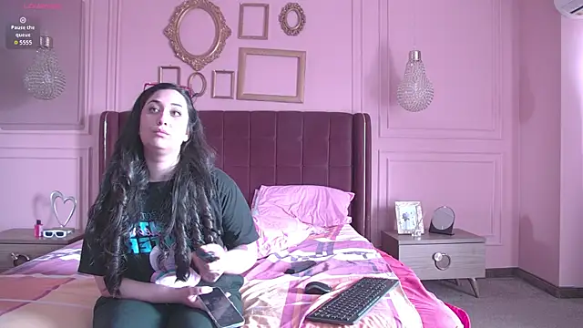 KendallVelvet online show from 18, 3, 2026