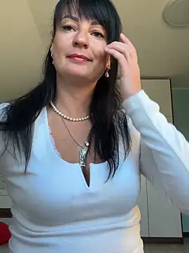 CherryCherry03 online show from 4, 5, 2026