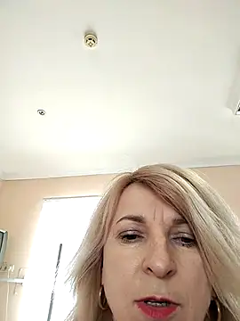 AhlyssaLove1155 online show from 2, 2, 2026