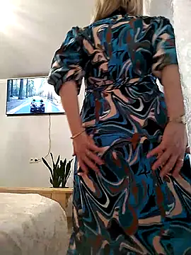 AhlyssaLove1155 online show from 1, 5, 2026
