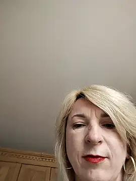 AhlyssaLove1155 online show from 5, 7, 2026