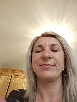 AhlyssaLove1155 online show from 5, 7, 2026