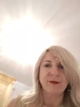AhlyssaLove1155 online show from 8, 7, 2026