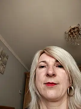 AhlyssaLove1155 online show from 16, 7, 2026