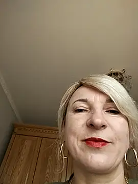 AhlyssaLove1155 online show from 26, 7, 2026
