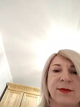 AhlyssaLove1155 online show from 27, 7, 2026