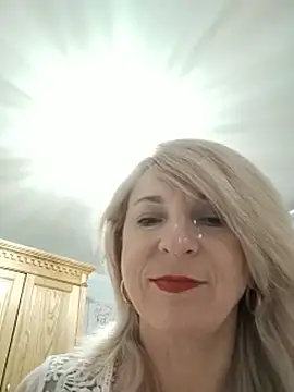 AhlyssaLove1155 online show from 28, 7, 2026