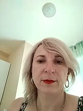 AhlyssaLove1155 online show from 3, 8, 2026