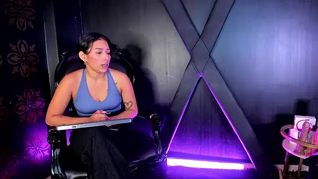 Snapshot of Sunny_n_Miha chatting on 17, 2, 2026 Sunny n Miha online show from 17, 2, 2026